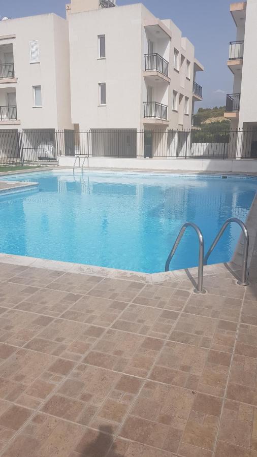 Apartment Oasis Polis Exterior photo